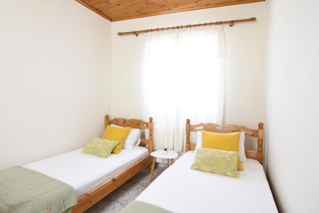 The Yellow Art Home Καλαμάτα Εξωτερικό φωτογραφία