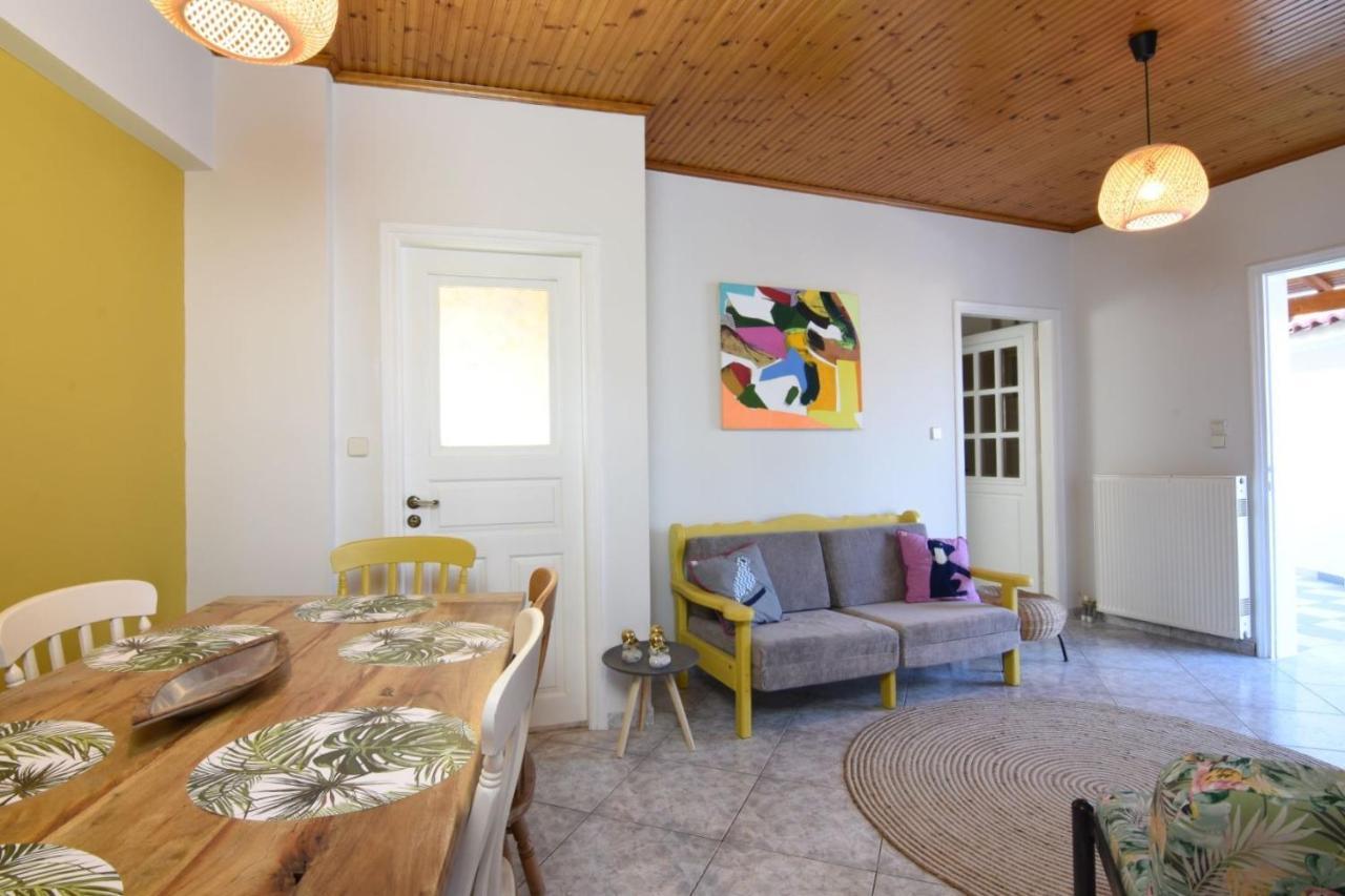 The Yellow Art Home Καλαμάτα Εξωτερικό φωτογραφία